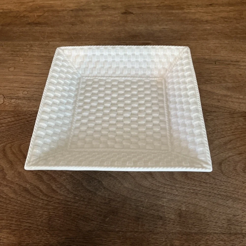 TIFFANY &‎ CO TIFFANY WEAVE BASKETWEAVE WHITE PORCELAIN Bowl Dish Square 7.5